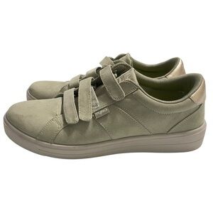 Ryka Viv Classic 2 Sneaker light green suede size 11M